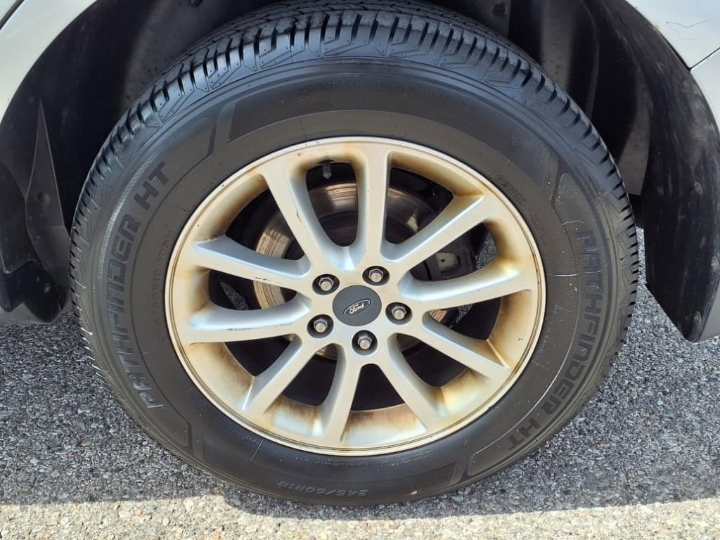 Thumbnail: 2010 Ford Edge - 9