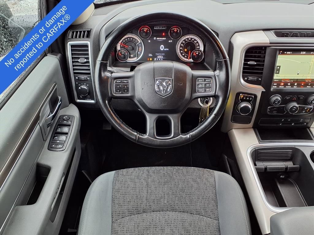 Thumbnail: 2020 RAM 1500 Classic - 15