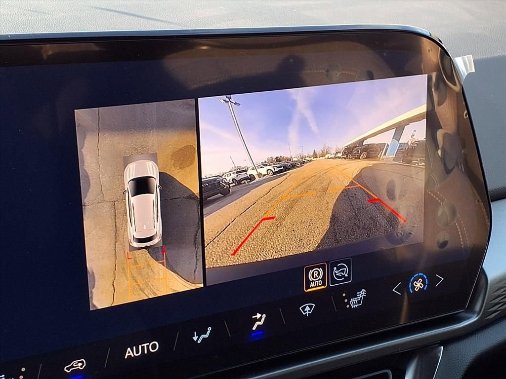 Thumbnail: 2026 Chevrolet Equinox - 20