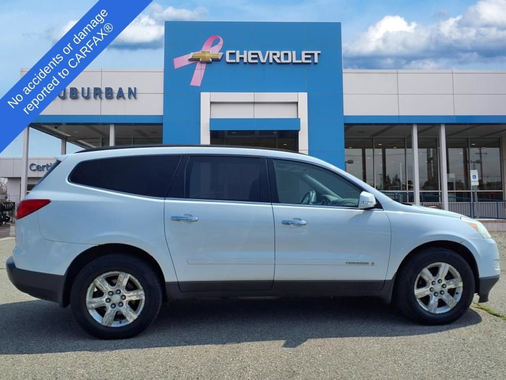 Thumbnail: 2009 Chevrolet Traverse - 6