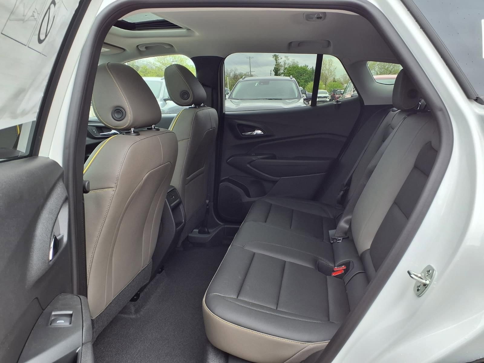 Thumbnail: 2026 Chevrolet Trax - 10