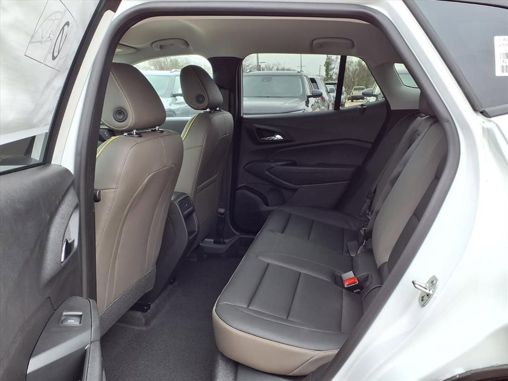 Thumbnail: 2026 Chevrolet Trax - 9