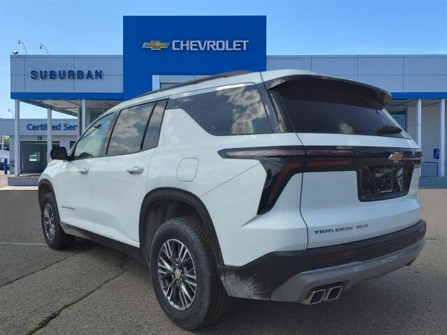 Thumbnail: 2024 Chevrolet Traverse - 6