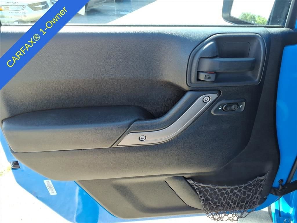 Thumbnail: 2012 Jeep Wrangler - 14