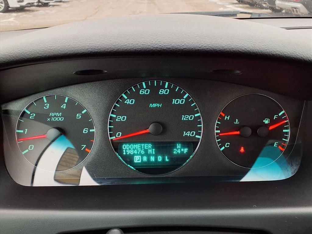 Thumbnail: 2012 Chevrolet Impala - 17