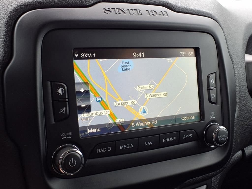 Thumbnail: 2017 Jeep Renegade - 28