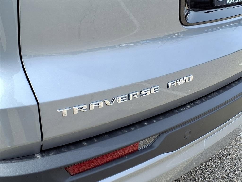Thumbnail: 2026 Chevrolet Traverse - 8