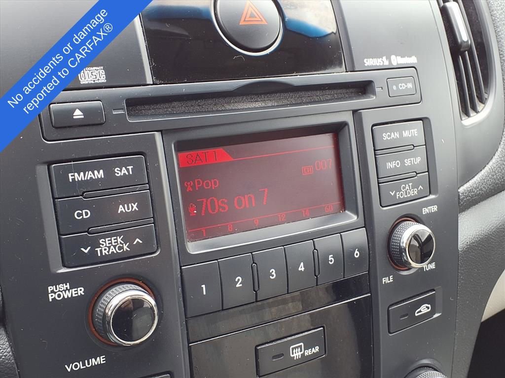 Thumbnail: 2011 Kia Forte - 24