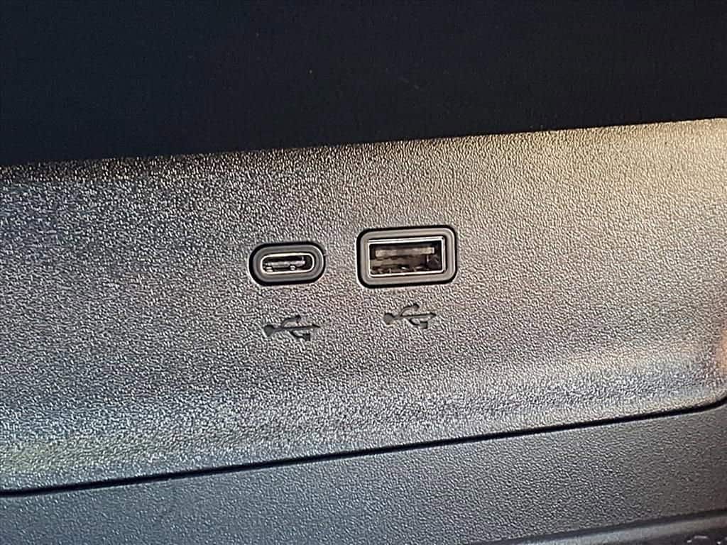 Thumbnail: 2026 Chevrolet Equinox - 22