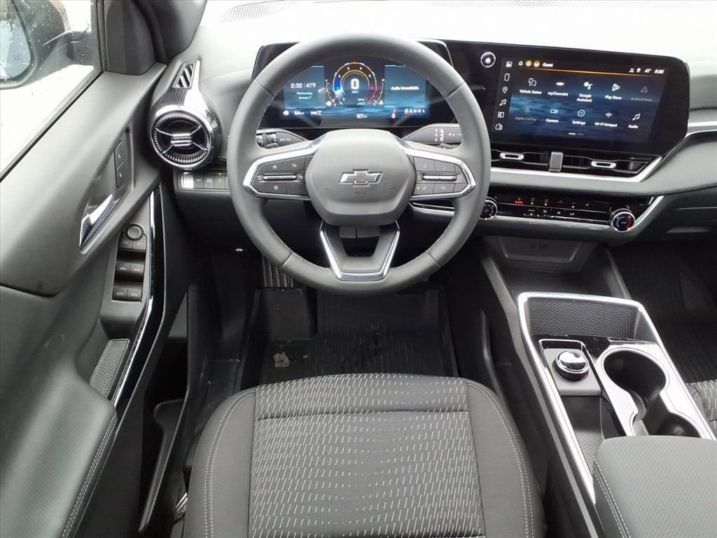 Thumbnail: 2026 Chevrolet Equinox - 11