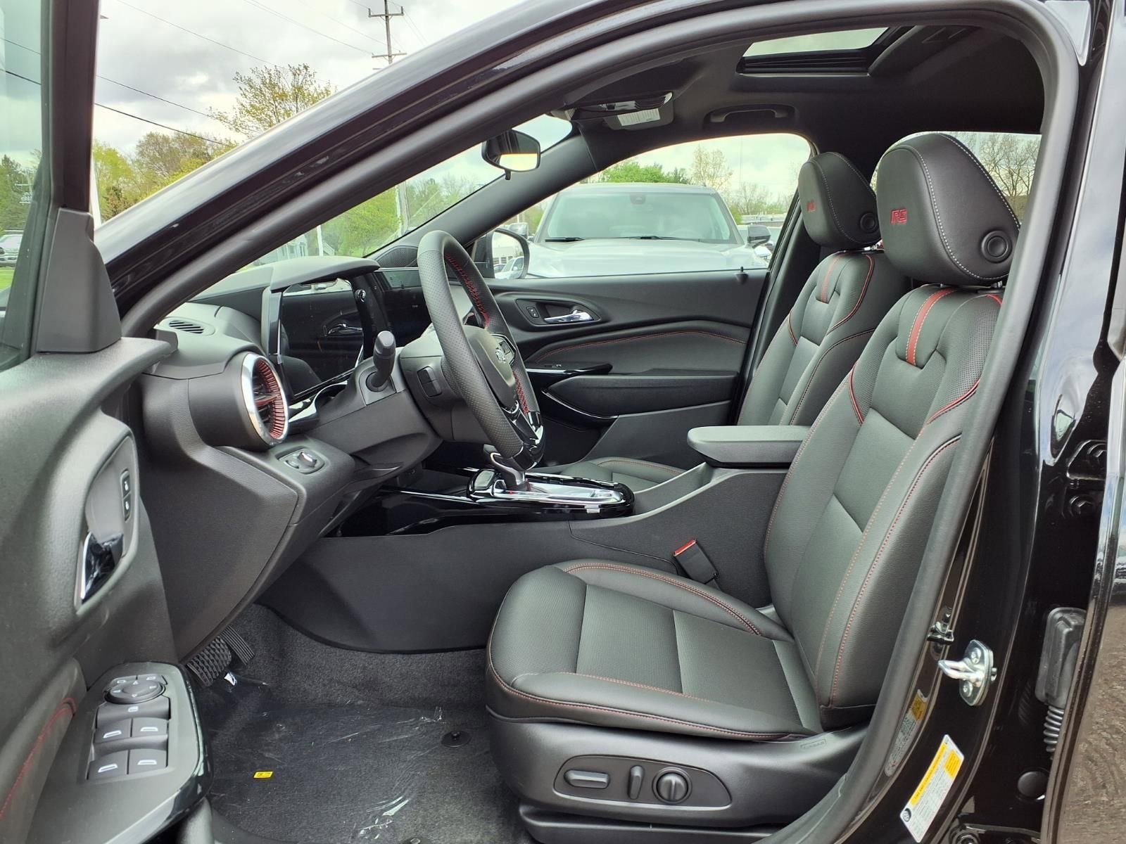 Thumbnail: 2026 Chevrolet Trax - 13