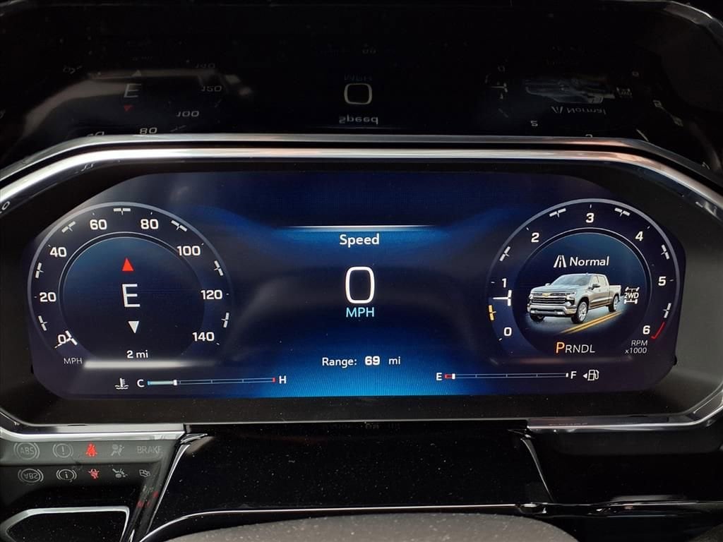 Thumbnail: 2026 Chevrolet Silverado 1500 - 13