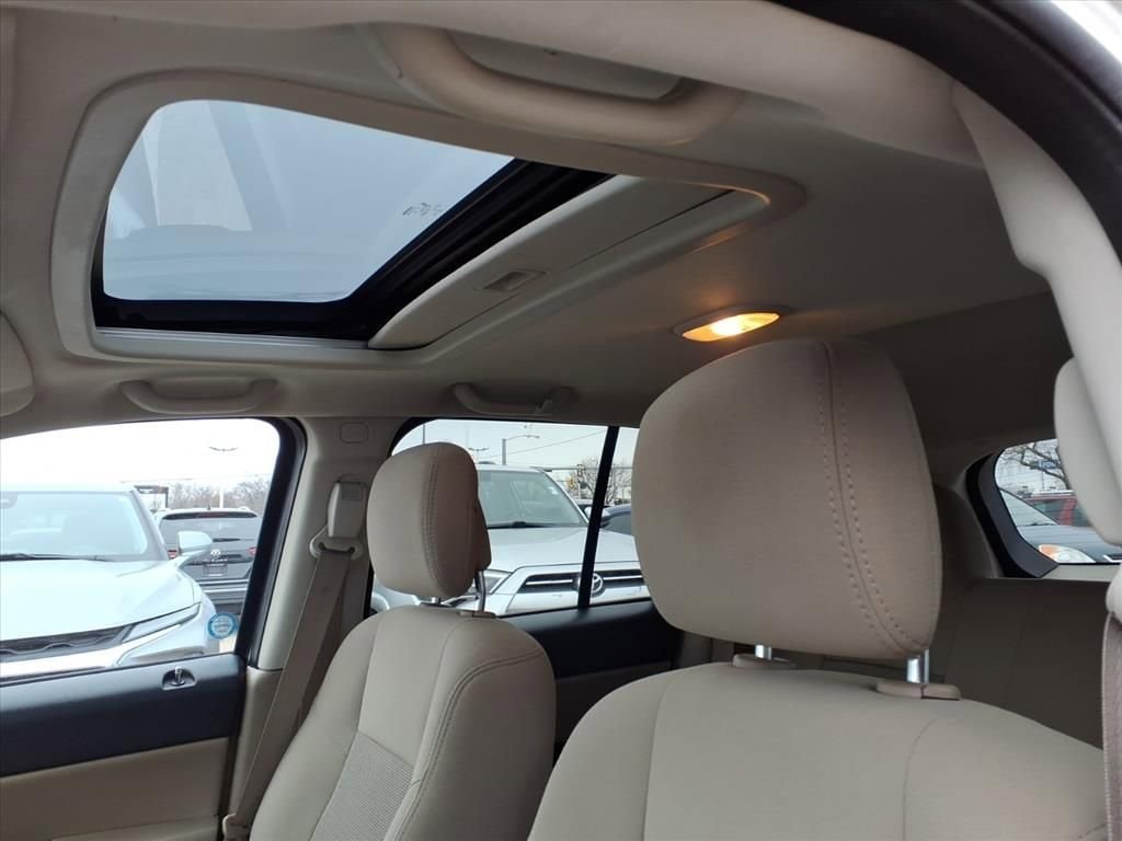 Thumbnail: 2010 Jeep Compass - 19