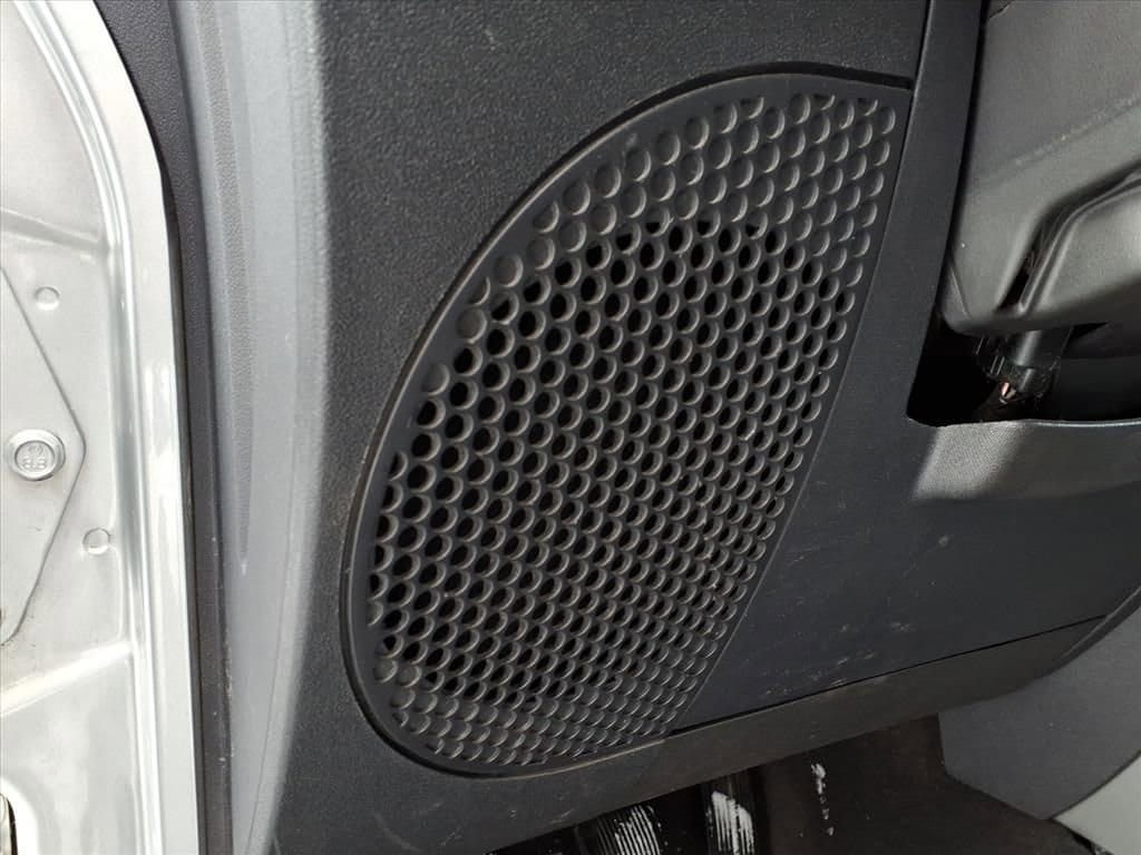 Thumbnail: 2010 Jeep Wrangler - 16