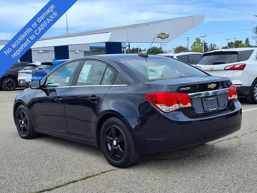 Thumbnail: 2016 Chevrolet Cruze - 8