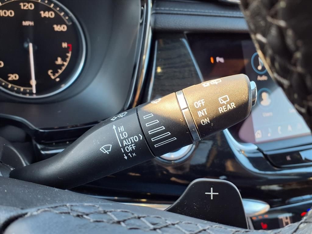 Thumbnail: 2022 Cadillac XT6 - 18