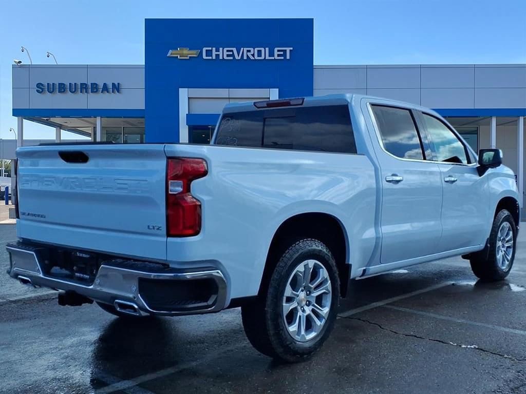 Thumbnail: 2026 Chevrolet Silverado 1500 - 4