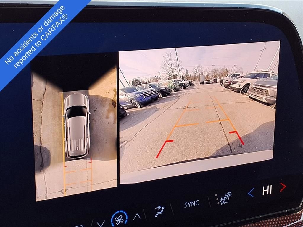 Thumbnail: 2024 Chevrolet Traverse - 25