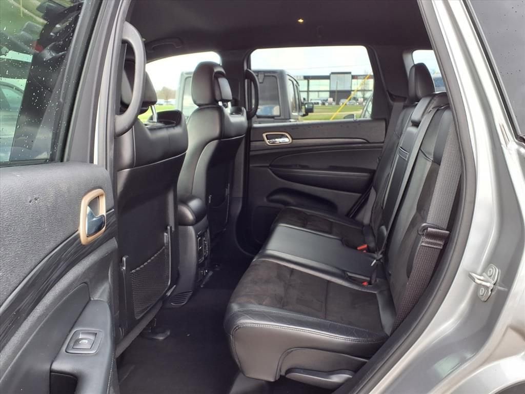 Thumbnail: 2020 Jeep Grand Cherokee - 11