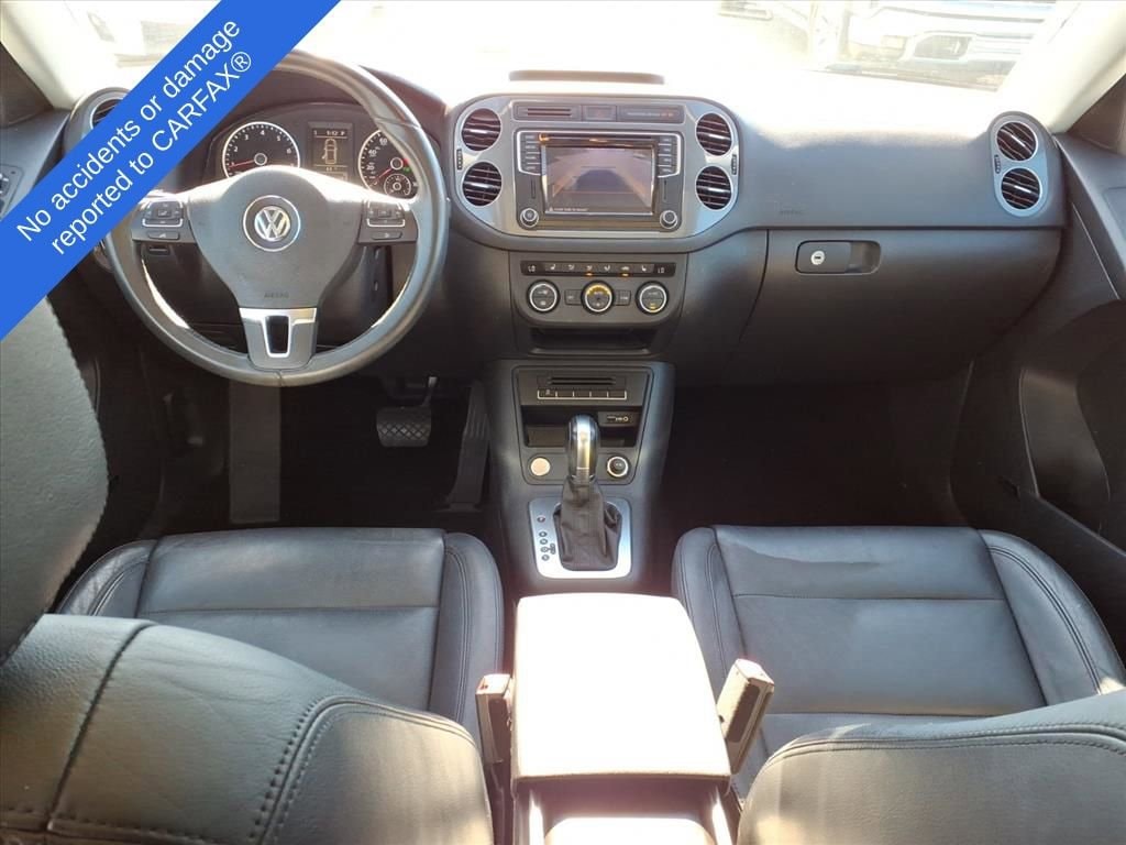 Thumbnail: 2016 Volkswagen Tiguan - 15