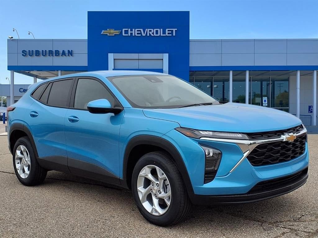 Thumbnail: 2026 Chevrolet Trax - 3