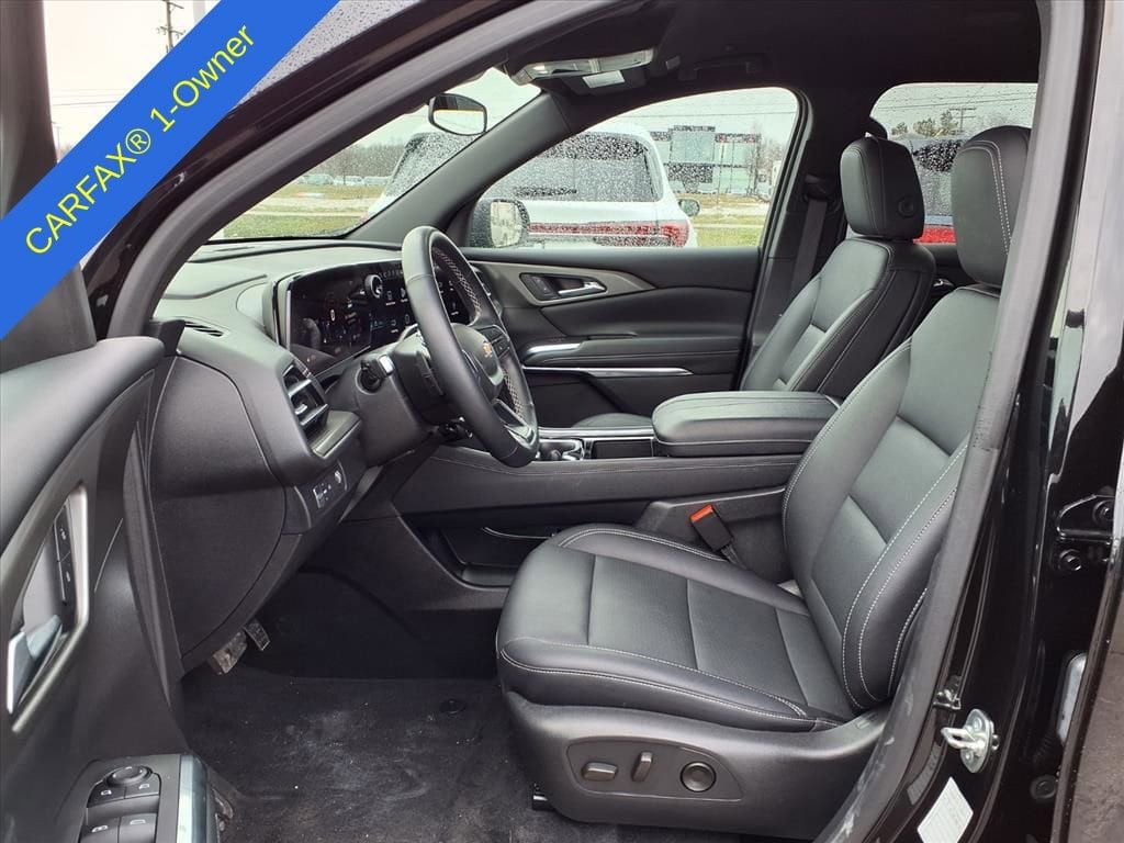 Thumbnail: 2025 Chevrolet Traverse - 17