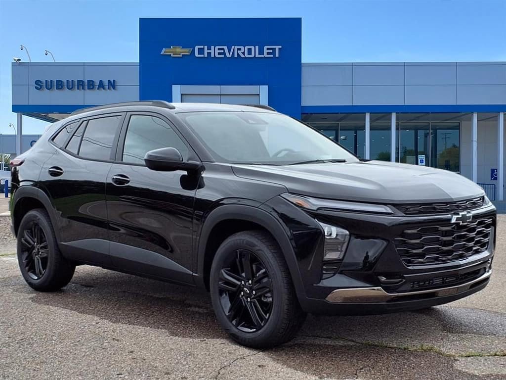 Thumbnail: 2025 Chevrolet Trax - 3