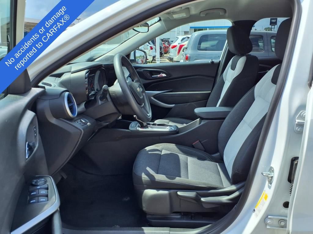 Thumbnail: 2024 Chevrolet Trax - 18