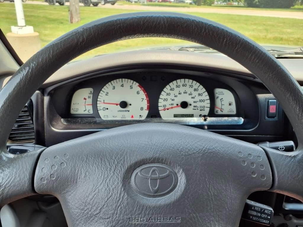 Thumbnail: 2001 Toyota Tacoma - 19