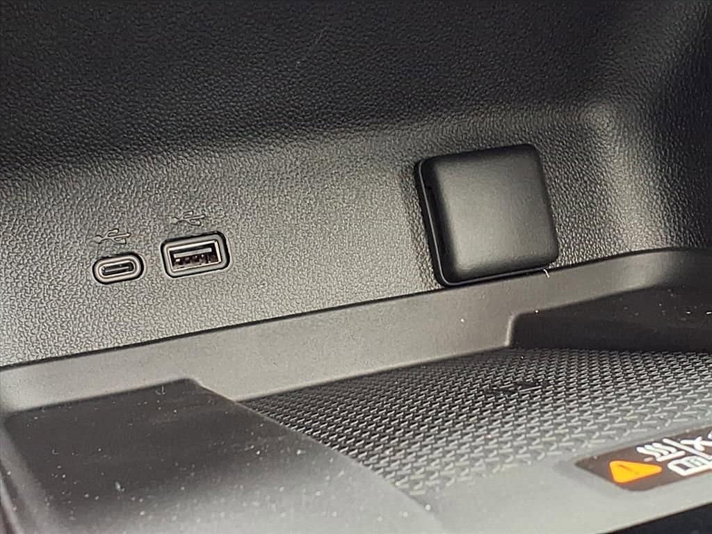 Thumbnail: 2026 Chevrolet Traverse - 19