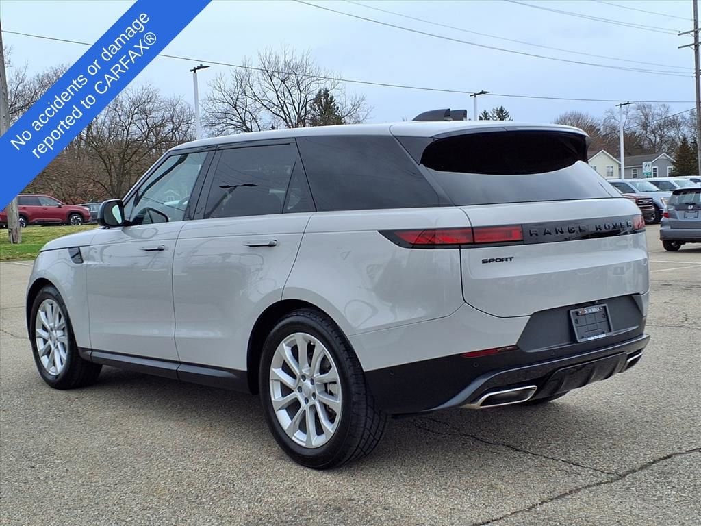 Thumbnail: 2025 Land Rover Range Rover Sport - 8