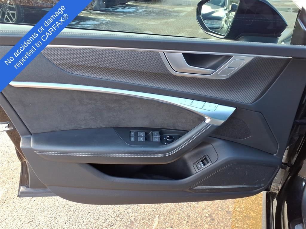 Thumbnail: 2021 Audi S7 - 14