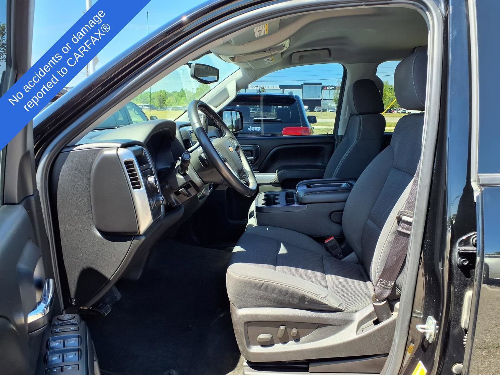 Thumbnail: 2015 Chevrolet Silverado 1500 - 18