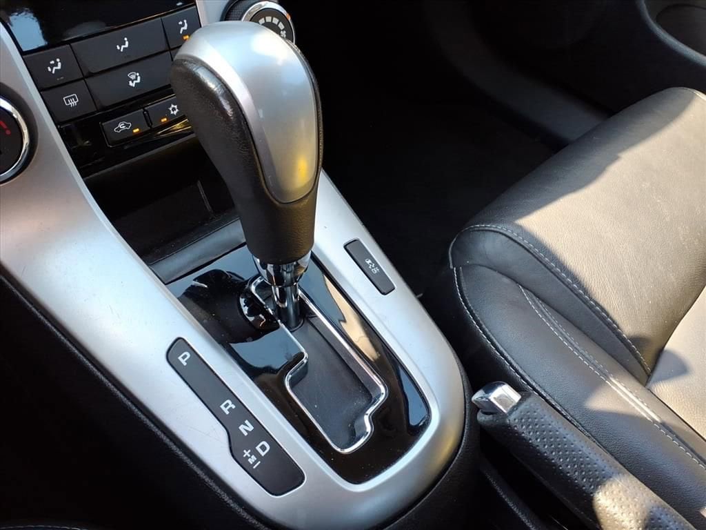 Thumbnail: 2015 Chevrolet Cruze - 24