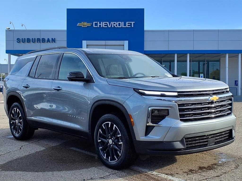 Thumbnail: 2026 Chevrolet Traverse - 3