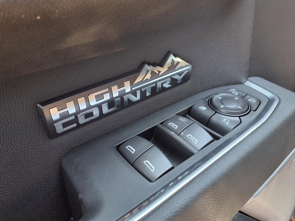 Thumbnail: 2026 Chevrolet Silverado 1500 - 11