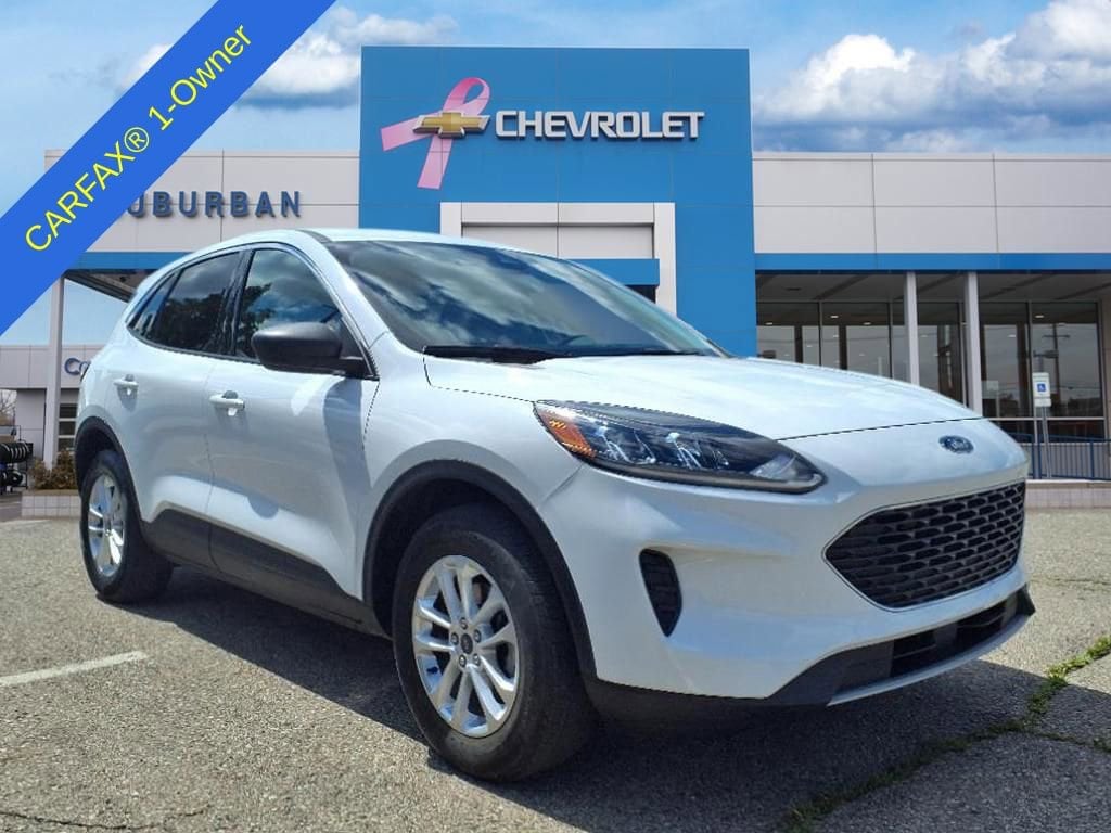 Thumbnail: 2022 Ford Escape - 3