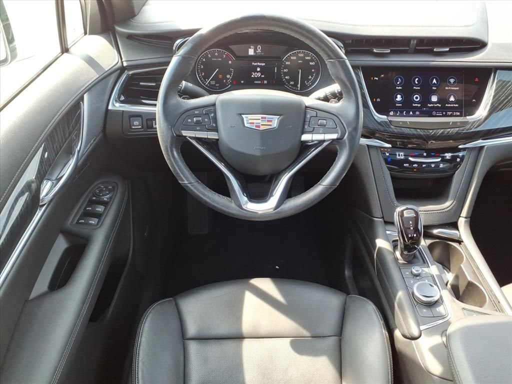 Thumbnail: 2022 Cadillac XT6 - 12