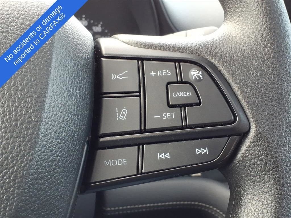 Thumbnail: 2025 Toyota Sienna - 28