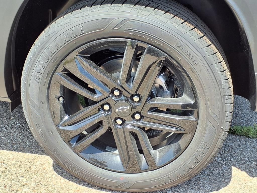 Thumbnail: 2025 Chevrolet Trax - 7