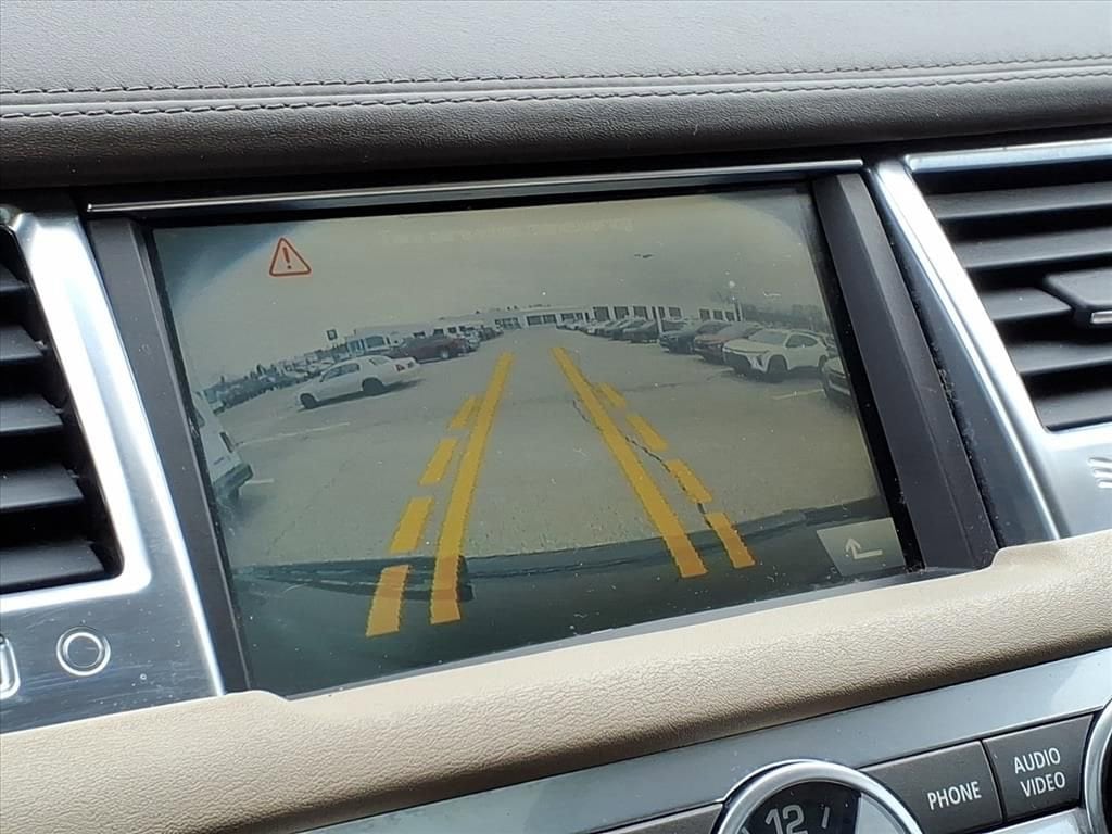 Thumbnail: 2011 Land Rover Range Rover Sport - 23