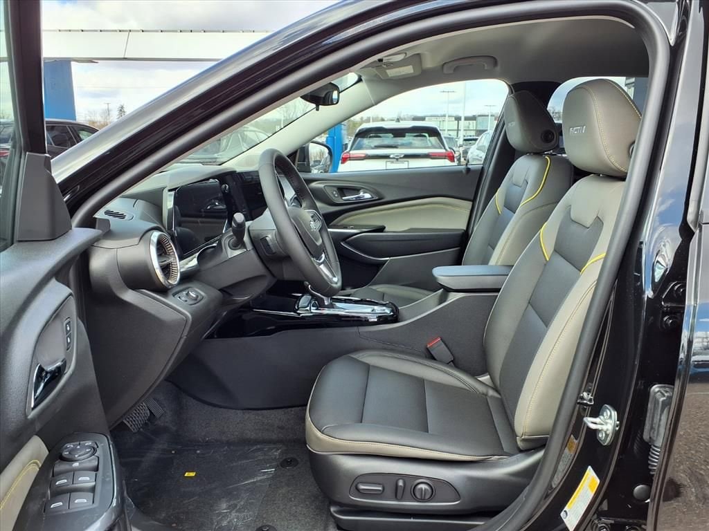 Thumbnail: 2026 Chevrolet Trax - 13