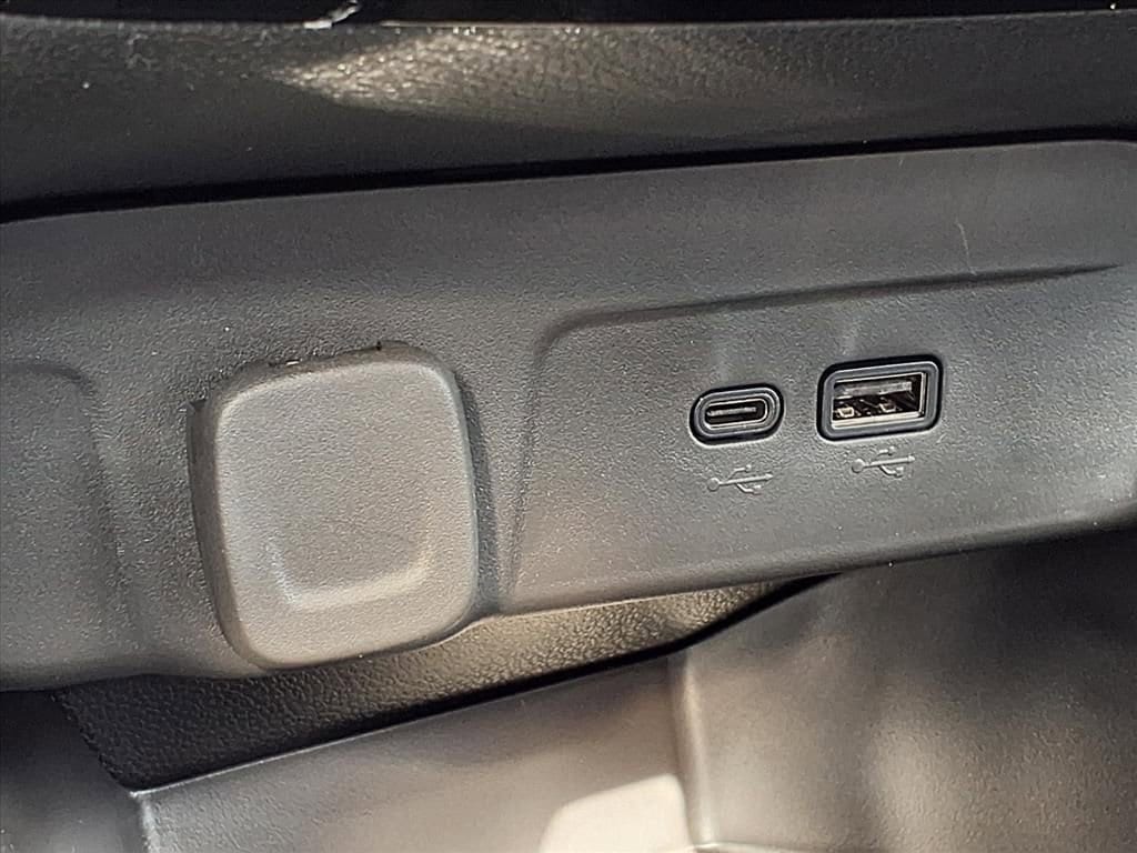 Thumbnail: 2026 Chevrolet Trax - 21