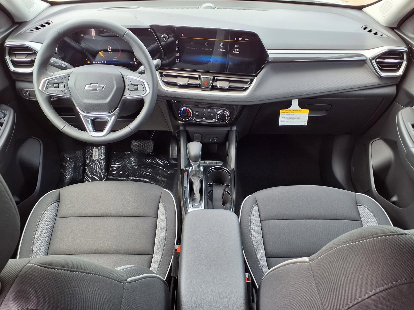Thumbnail: 2026 Chevrolet TrailBlazer - 10