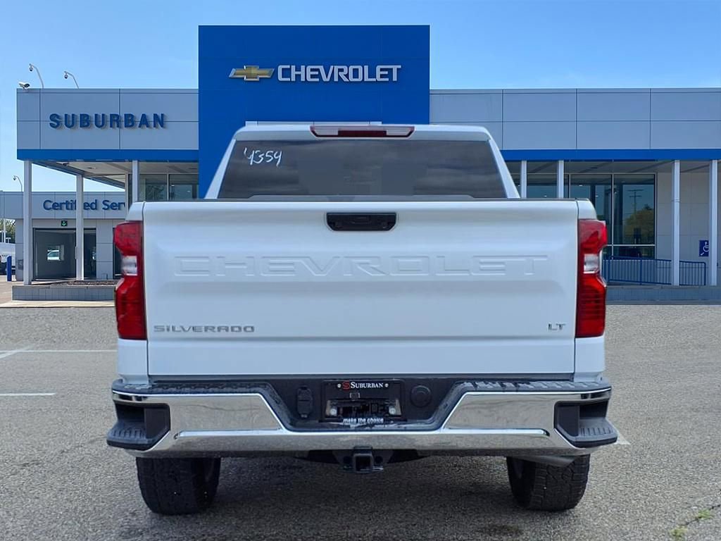Thumbnail: 2026 Chevrolet Silverado 1500 - 5