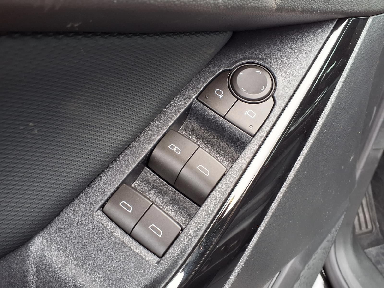 2026 Chevrolet Equinox LT - Photo 13