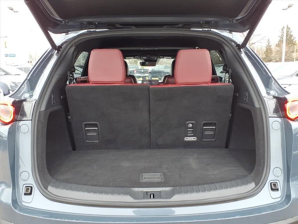 Thumbnail: 2023 Mazda CX-9 - 9