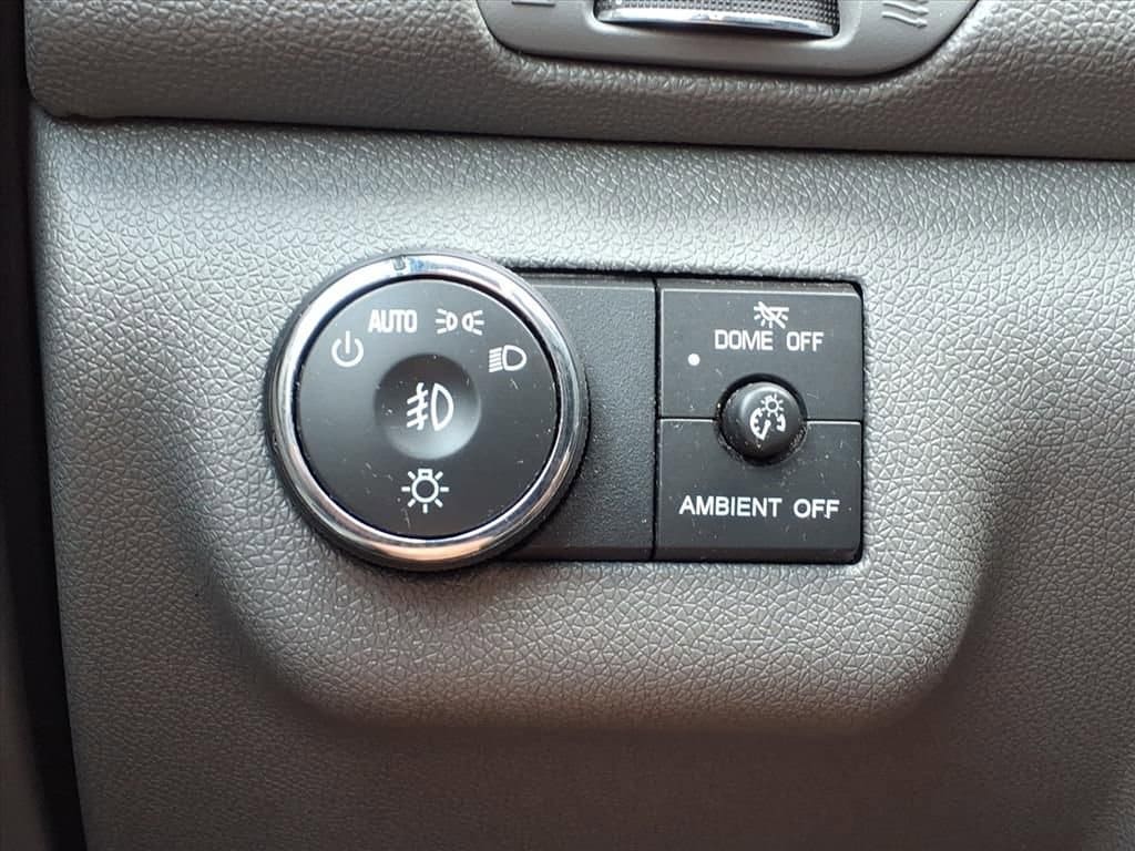 Thumbnail: 2014 Chevrolet Traverse - 27