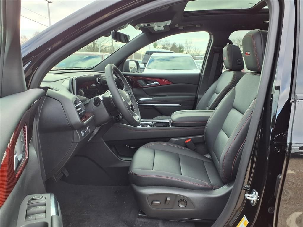 Thumbnail: 2026 Chevrolet Traverse - 15