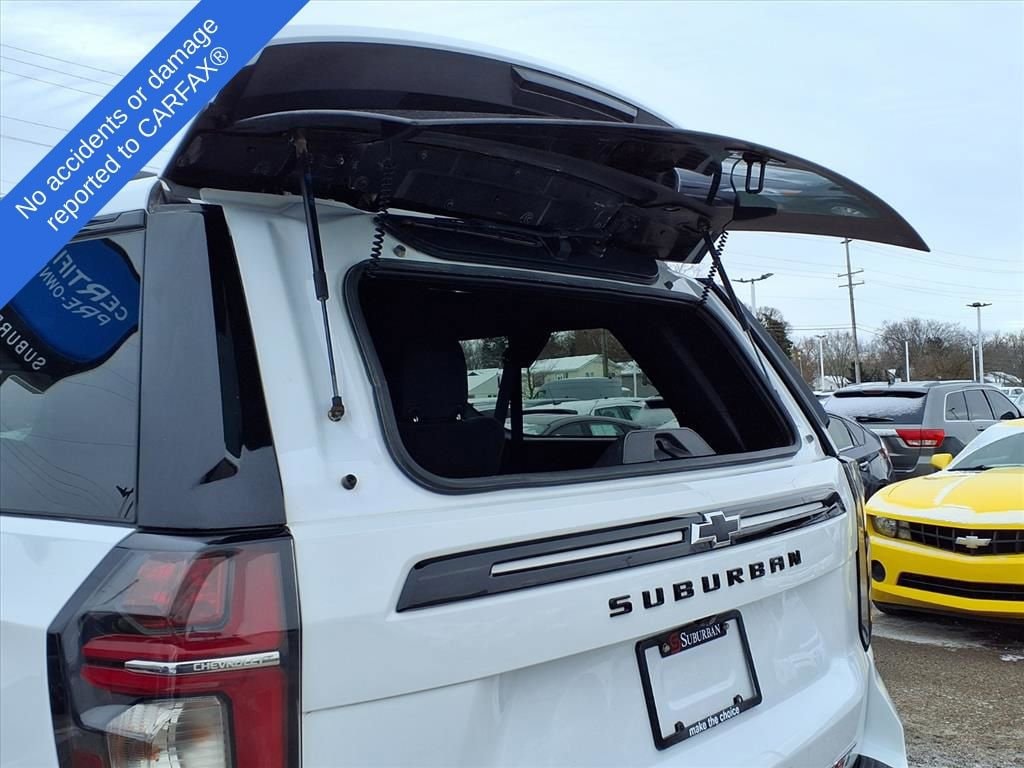 Thumbnail: 2023 Chevrolet Suburban - 12